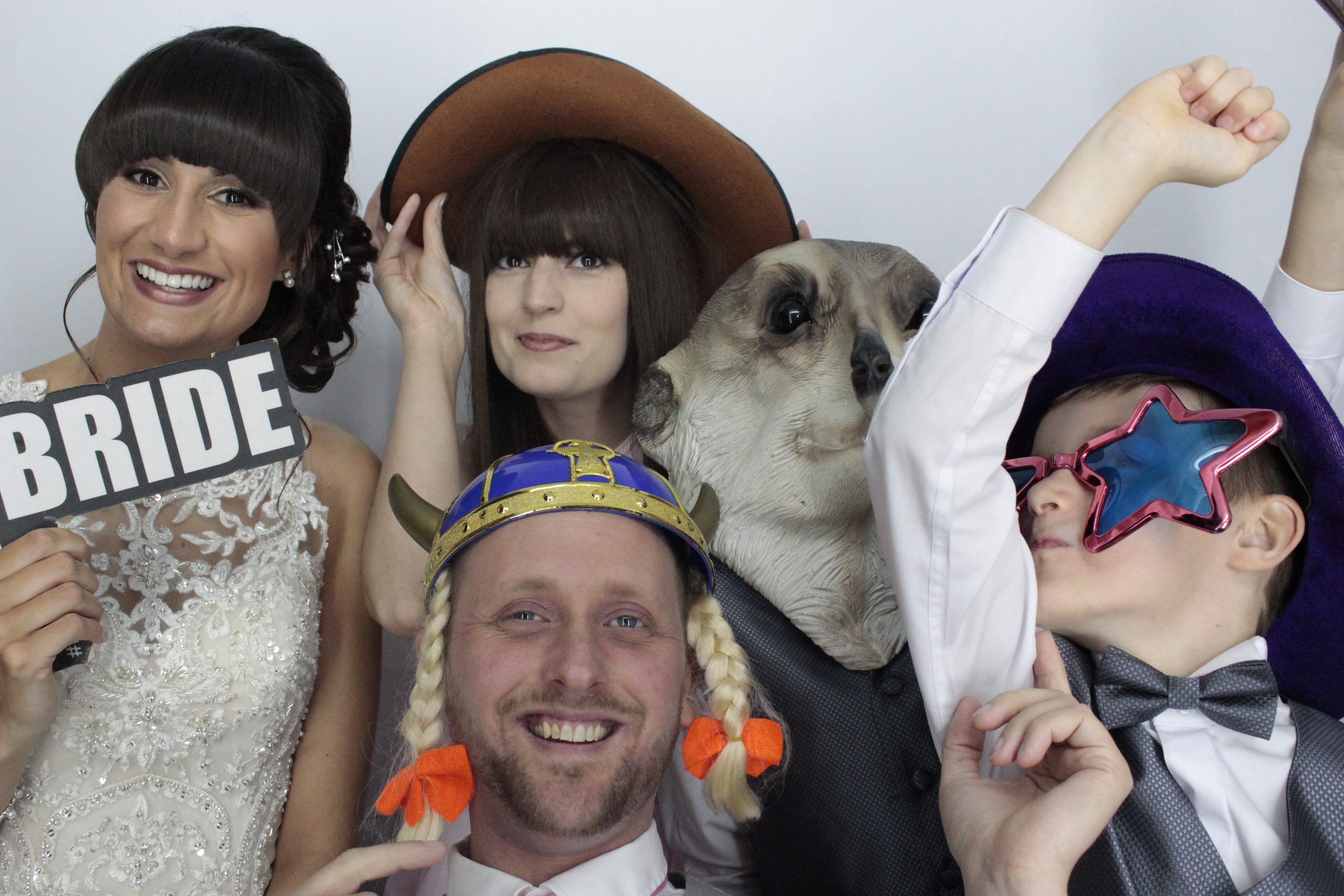 James and Tracy’s wedding  | View more photos from the event at gallery.myphotoboothexperience.co.uk/u/MyPhotoBoothExperienceLtd/James-and-Tracy’s-wedding